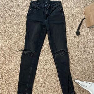 Women's Black Distressed Jeans